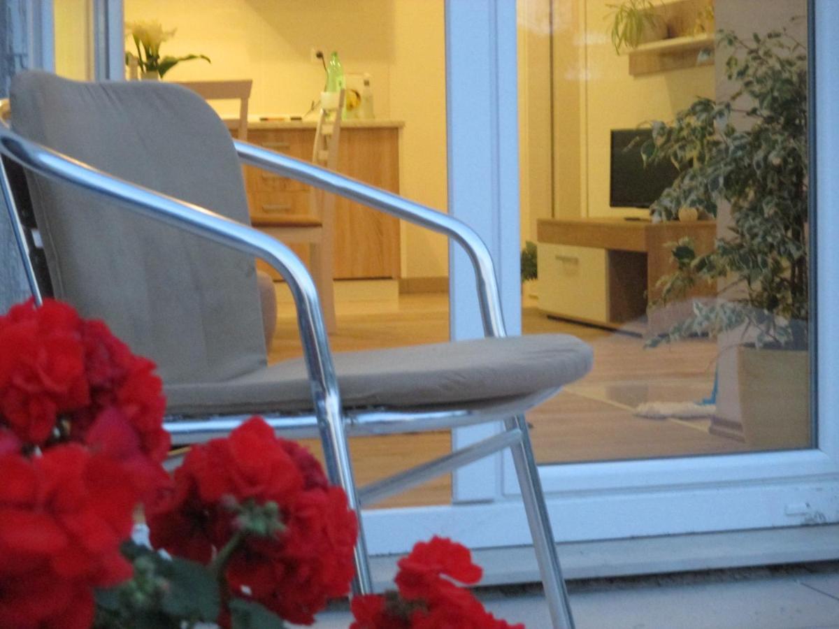 Apartment Near Center,Beach,Bus +Free Parking Zadar Bagian luar foto